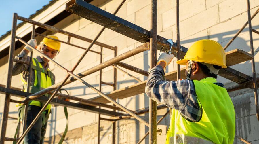 Gutter Repair and Sealing in Delano, CA